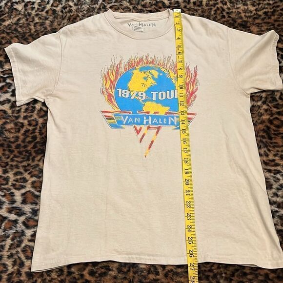 Van Halen Band Musician Tan 1979 Tour Fire Flame Graphic Shirt - Picture 6 of 8